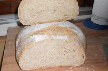 Pane casereccio con lievito naturale